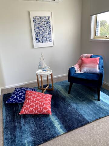 MAGNIFICENT BEACH VIEWS with JACCUZZI gallery image 5