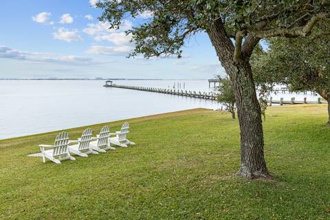 Expansive Sound front hideaway