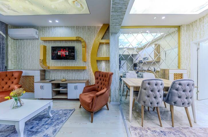 Lux 3+1 Suite /2 bathroom on the main street Sisli gallery image 3