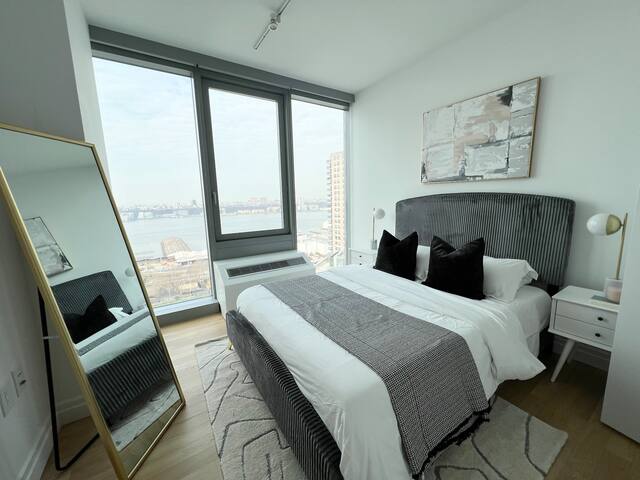 Luxe 2-bedroom in Hudson Yards gallery image 3