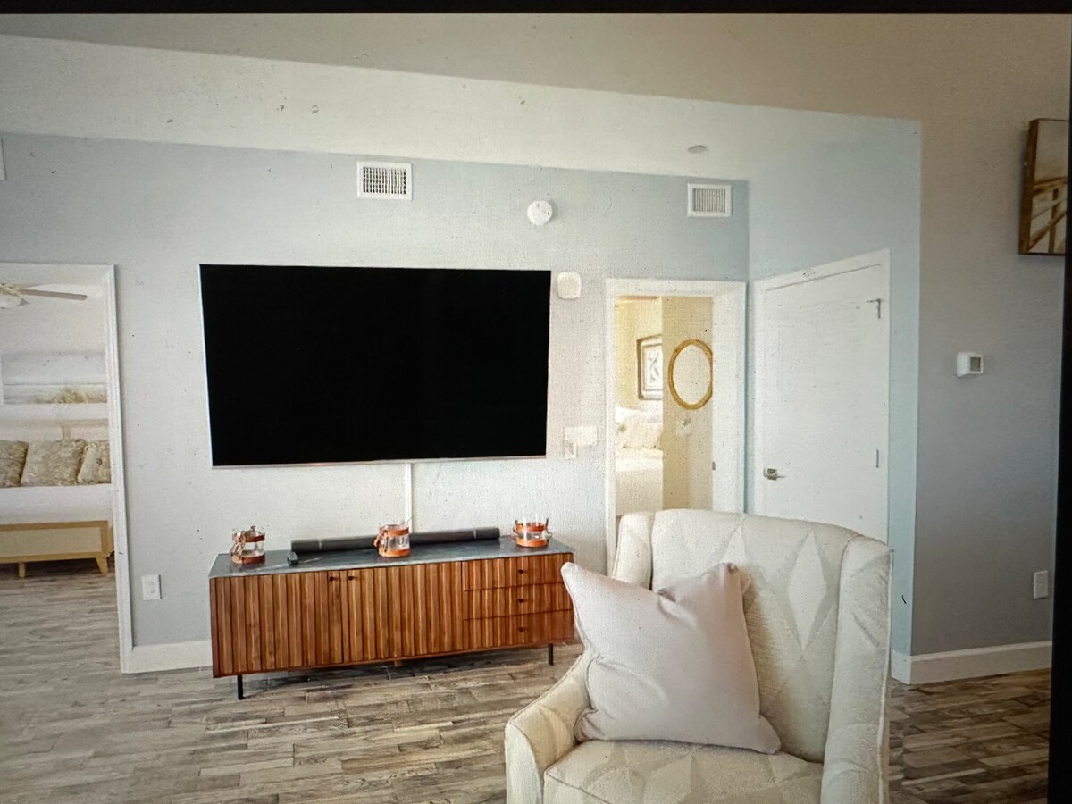 Top Airbnb: Luxury Mexico Beach Condo Gulf views (First Catch) in Mexico Beach