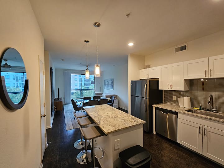 Spacious 2 Bedroom in Legacy Apartments for Rent in Plano, Texas, United States Airbnb