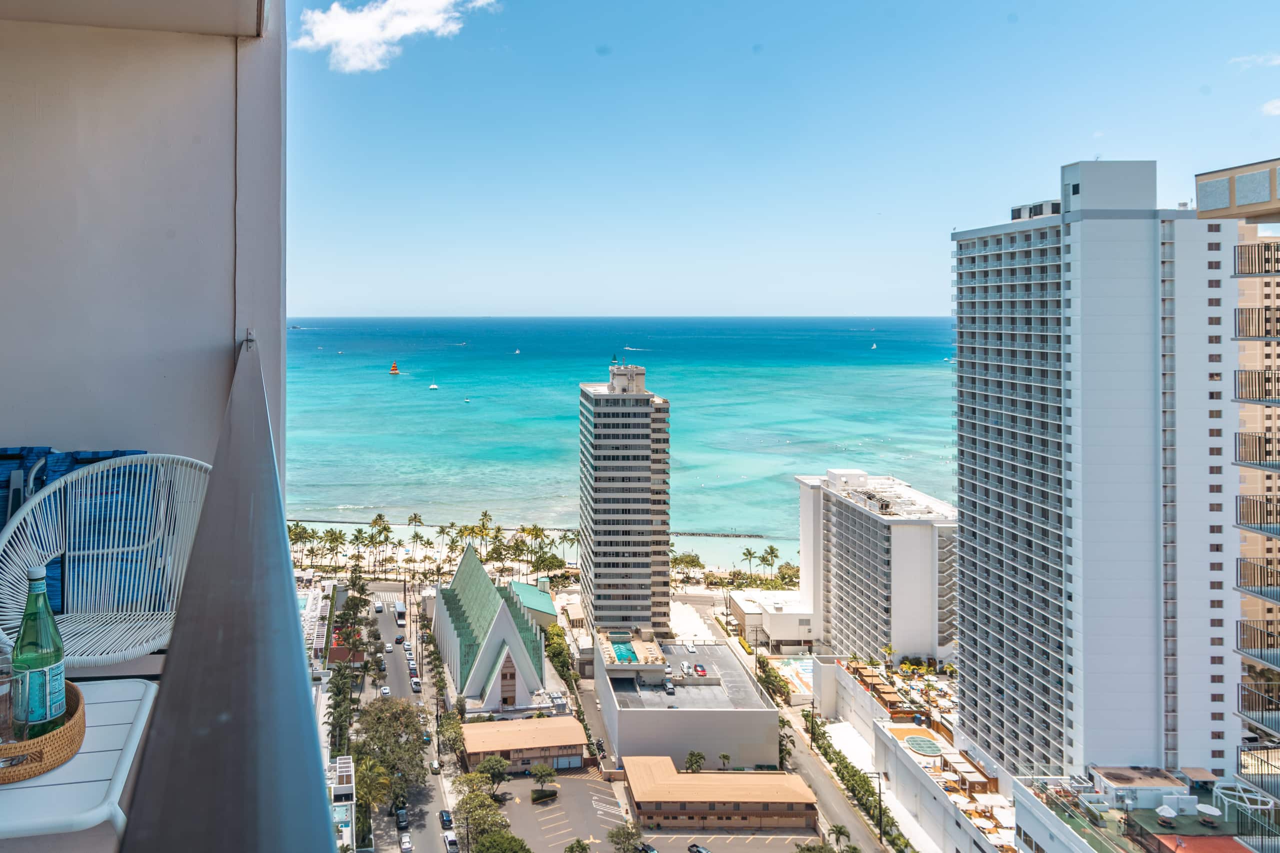 Condo in Honolulu · ★4.97 · 1 bedroom · 2 beds · 1 private bath - Image 44