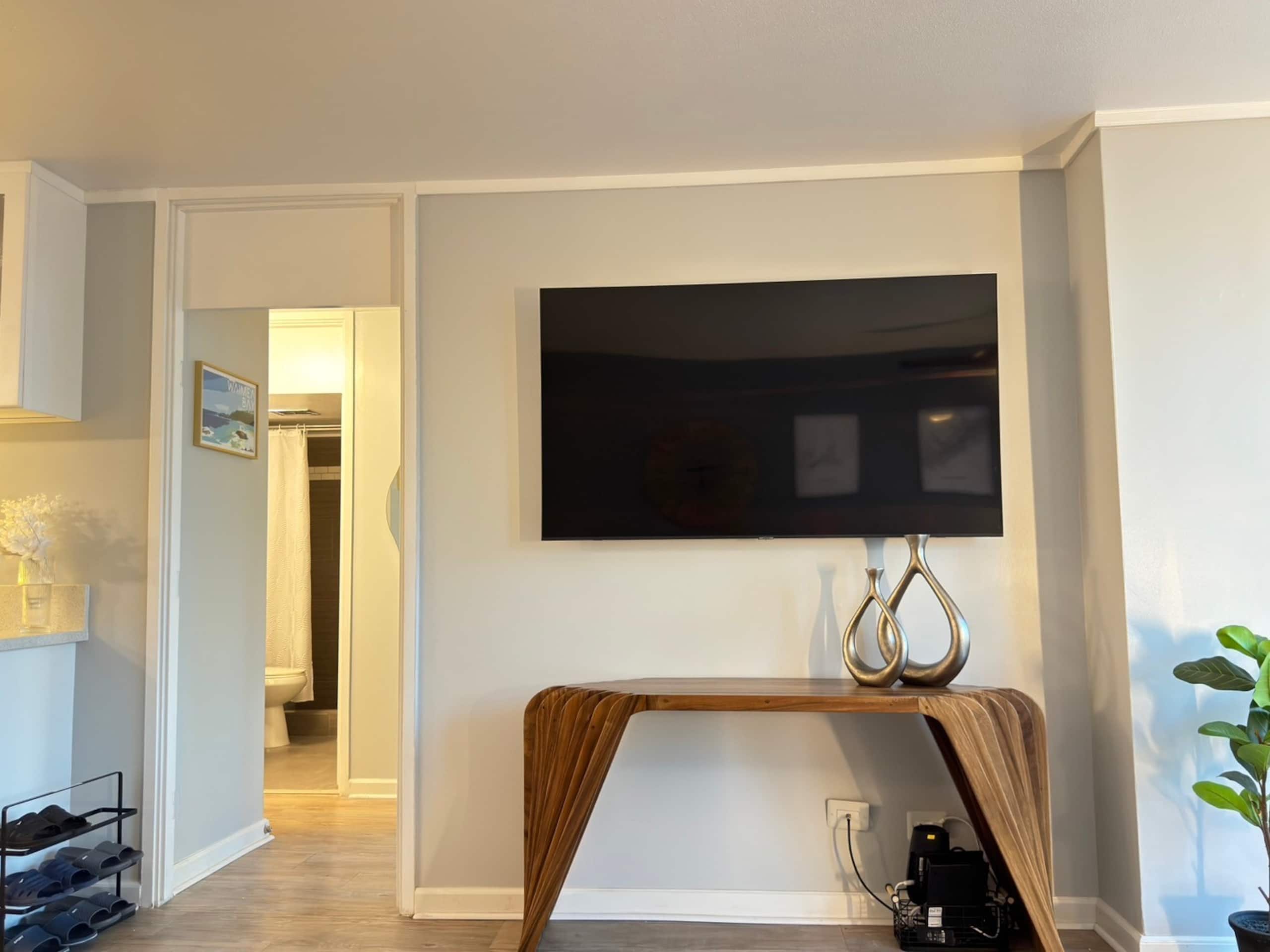Condo in Honolulu · ★4.75 · 1 bedroom · 4 beds · 1 private bath - Image 9