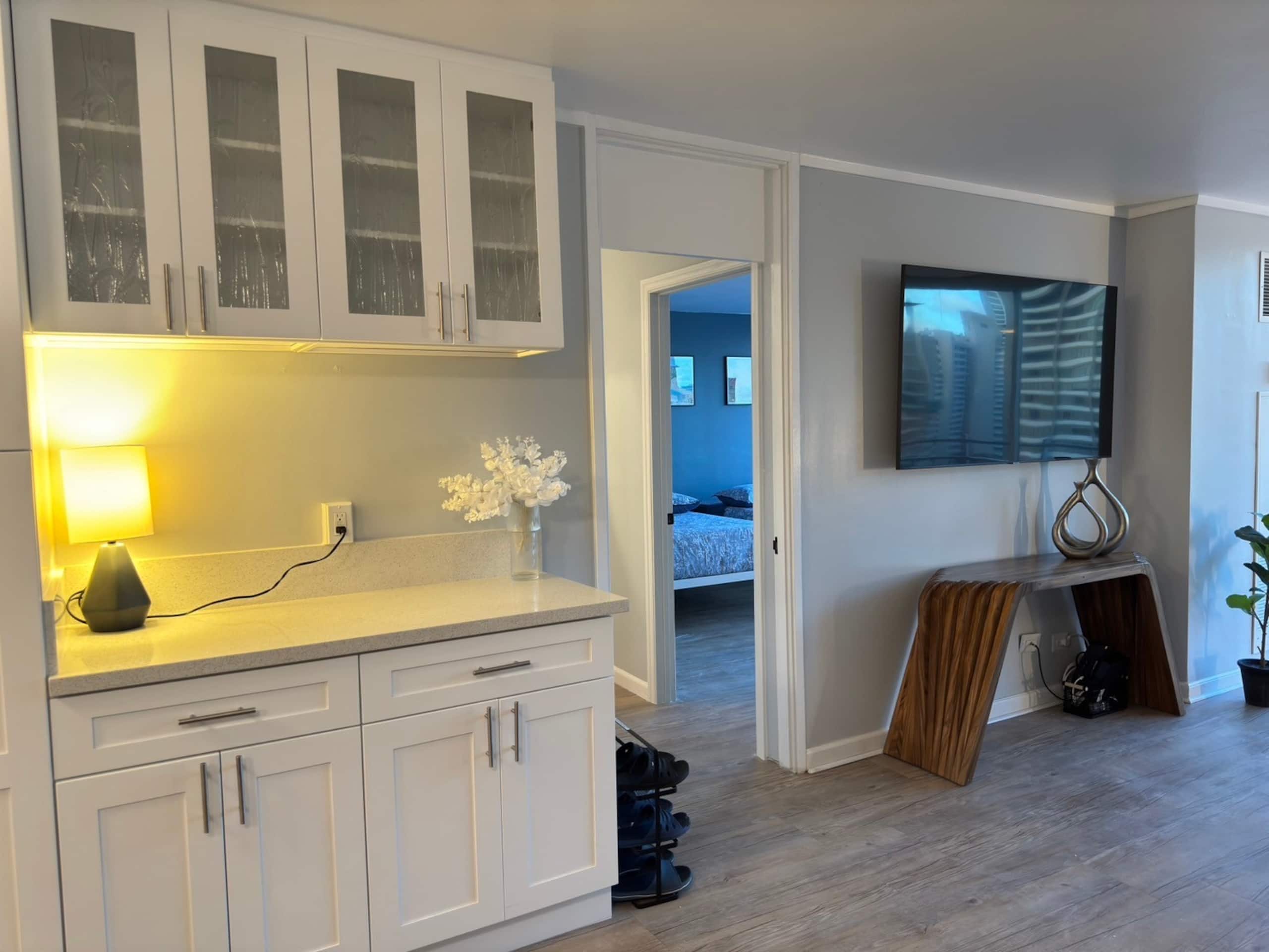 Condo in Honolulu · ★4.75 · 1 bedroom · 4 beds · 1 private bath - Image 8