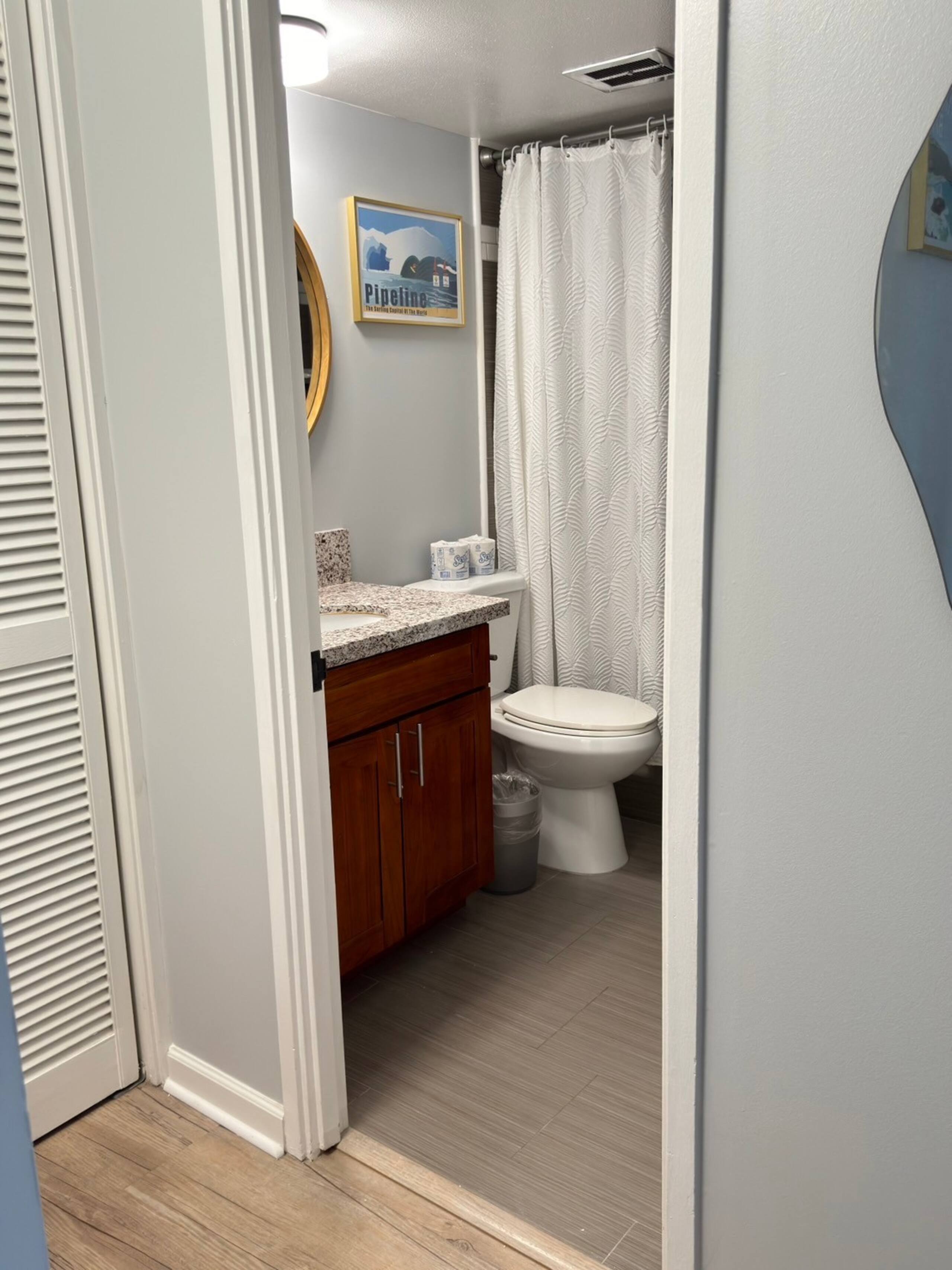 Condo in Honolulu · ★4.75 · 1 bedroom · 4 beds · 1 private bath - Image 32
