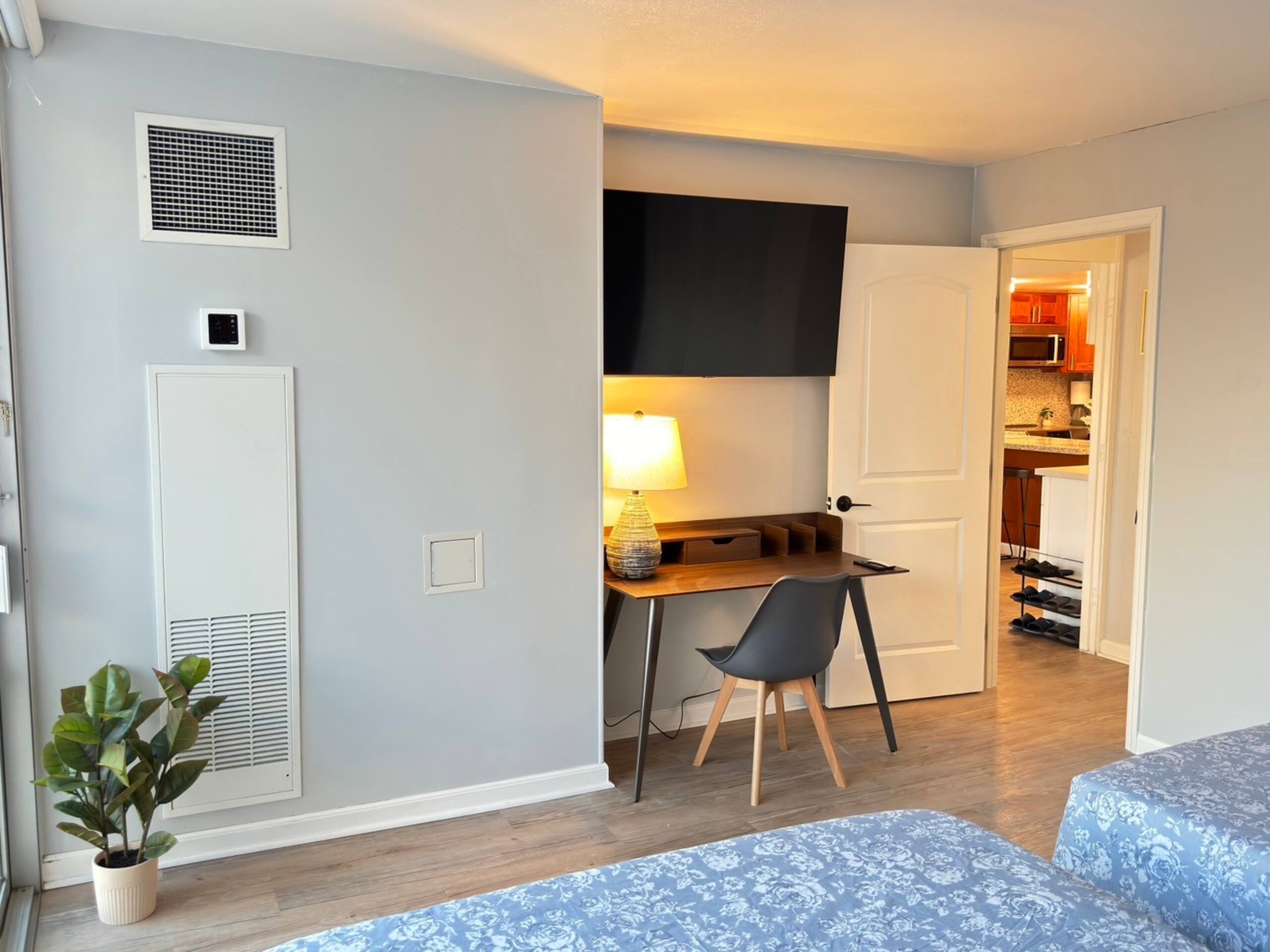 Condo in Honolulu · ★4.75 · 1 bedroom · 4 beds · 1 private bath - Image 16