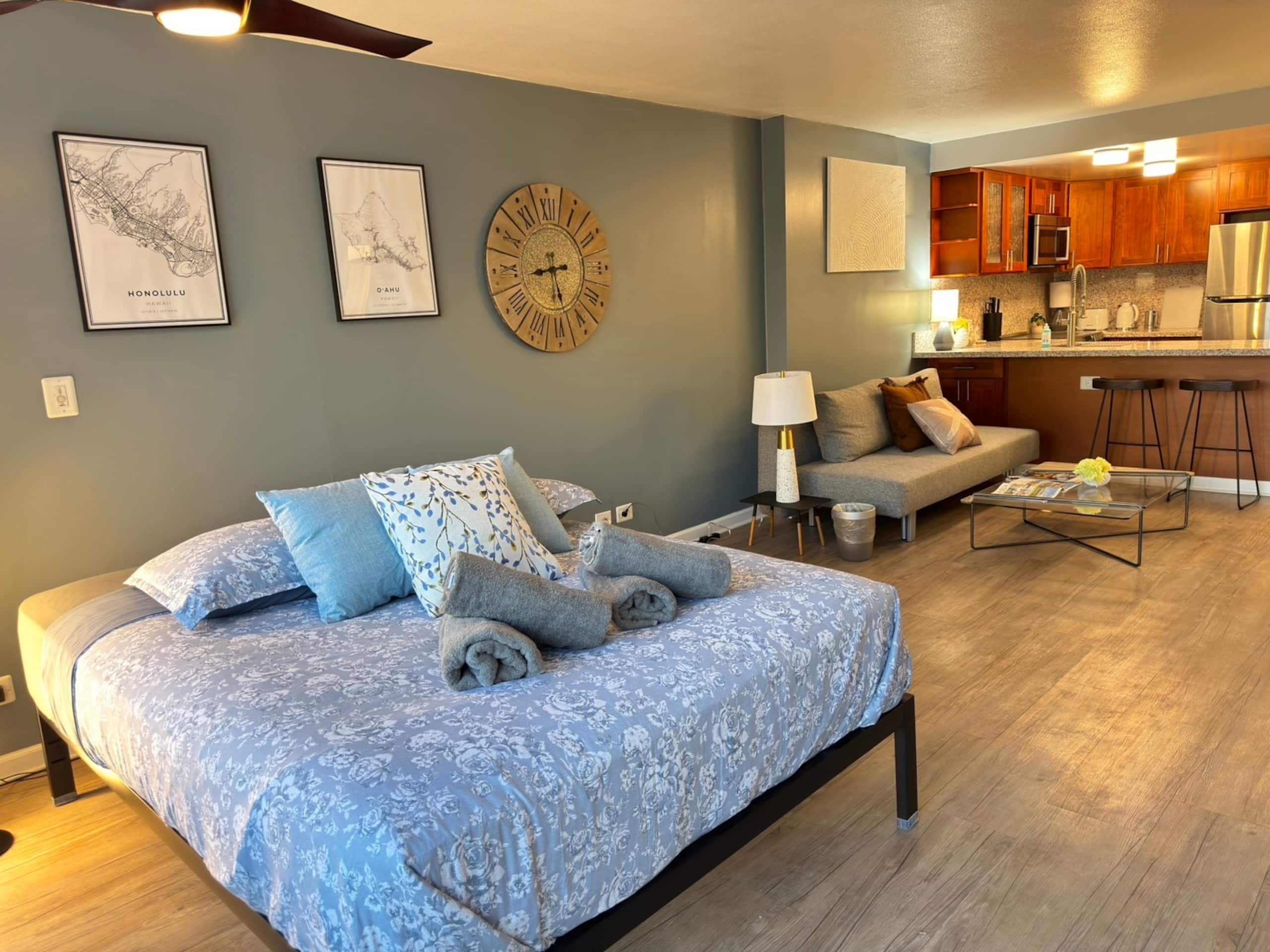 Condo in Honolulu · ★4.75 · 1 bedroom · 4 beds · 1 private bath - Image 11