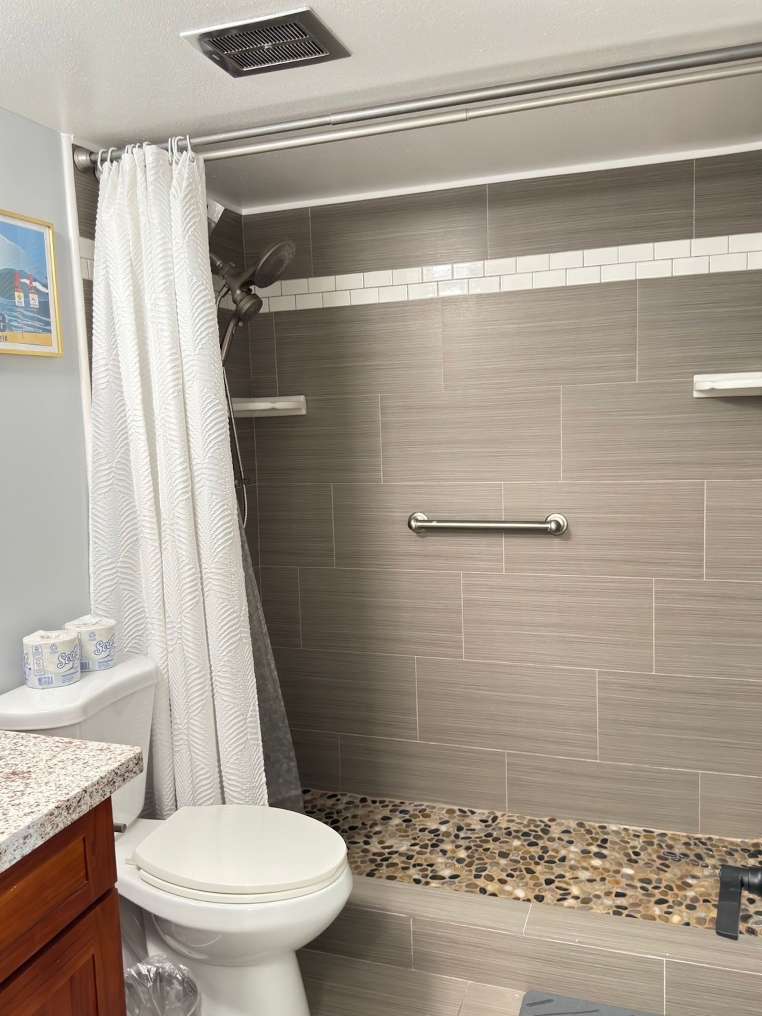 Condo in Honolulu · ★4.75 · 1 bedroom · 4 beds · 1 private bath - Image 33