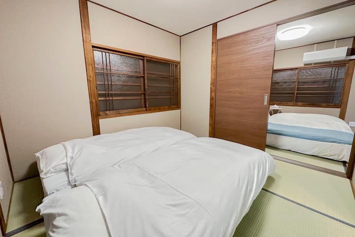 Vitanda 2 vya mtu mmoja