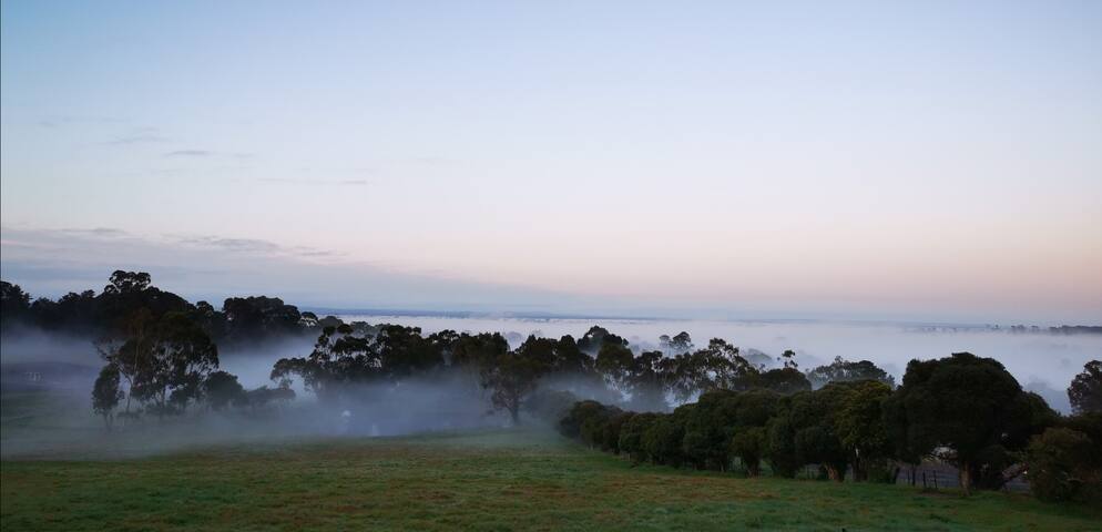 Auyea Farm 3BR Entire House – 7 Mins to Gumbuya gallery image 5