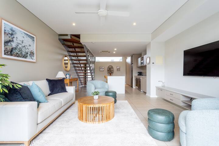 Dunn Bay Apartment 6 I Private Properties gallery image 2