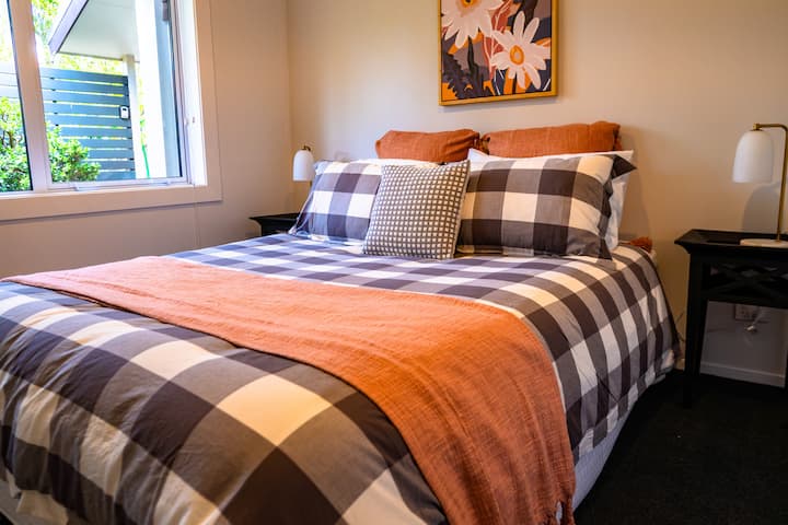 Cama tamaño queen