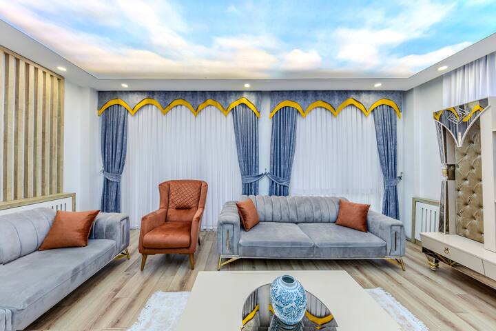 Modern 4 room/Family Suite on Main Street in Şişli gallery image 5