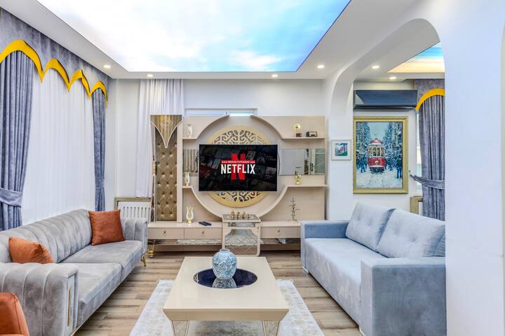 Modern 4 room/Family Suite on Main Street in Şişli gallery image 3