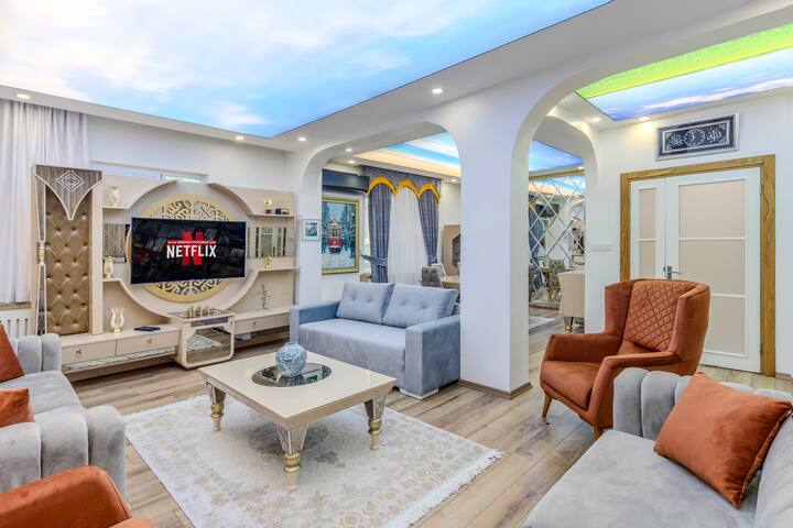 Modern 4 room/Family Suite on Main Street in Şişli gallery image 2