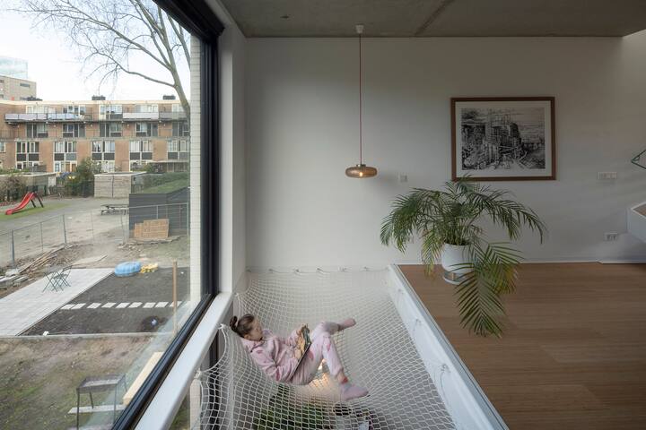 Ruime en frisse design woning Rotterdam centrum gallery image 5