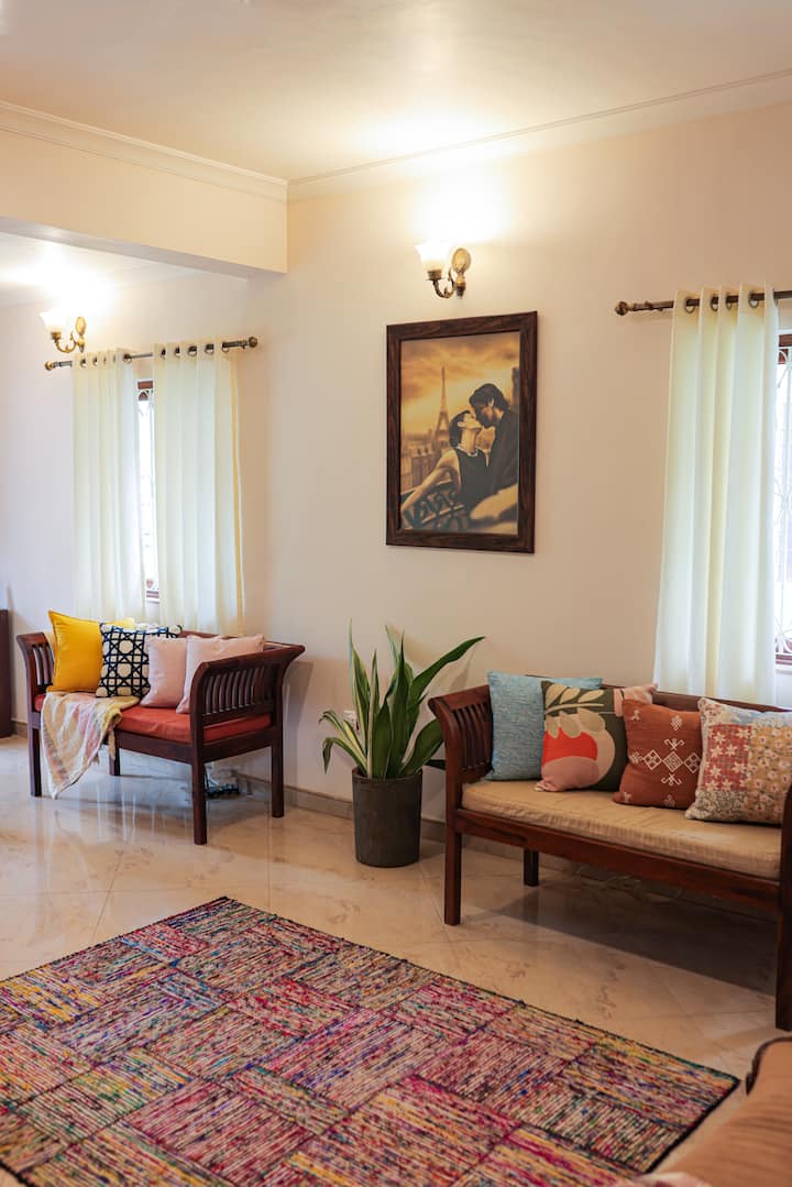 Living room 2 image 2