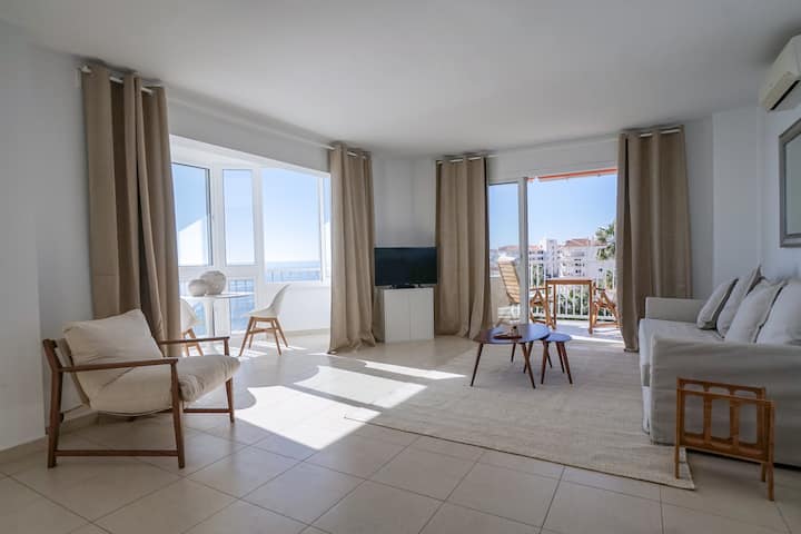 Hermoso apartamento renovado en Nerja