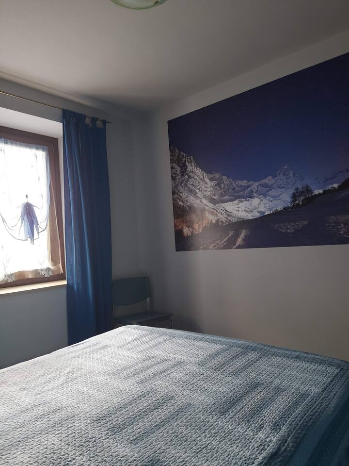 Pamje nga nata e posterit me pamje nga nata në Monte Cervino!!