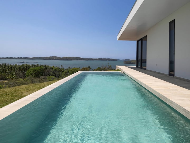 Beautiful Bay Oceanview Villa