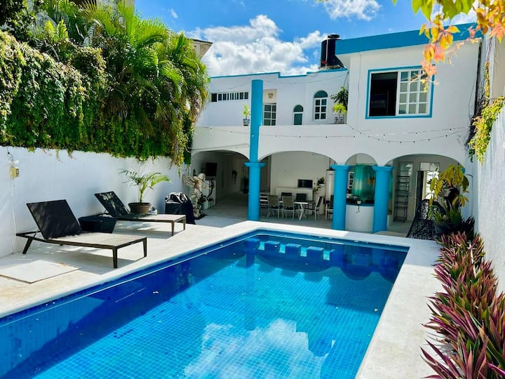 5BR House in Cancún — 5 bedroom vacation rental in Cancún