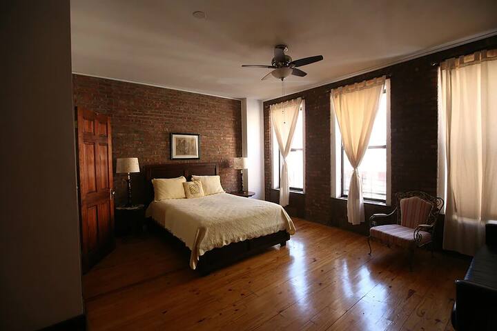Casa Tua Harlem (Short term) gallery image 3