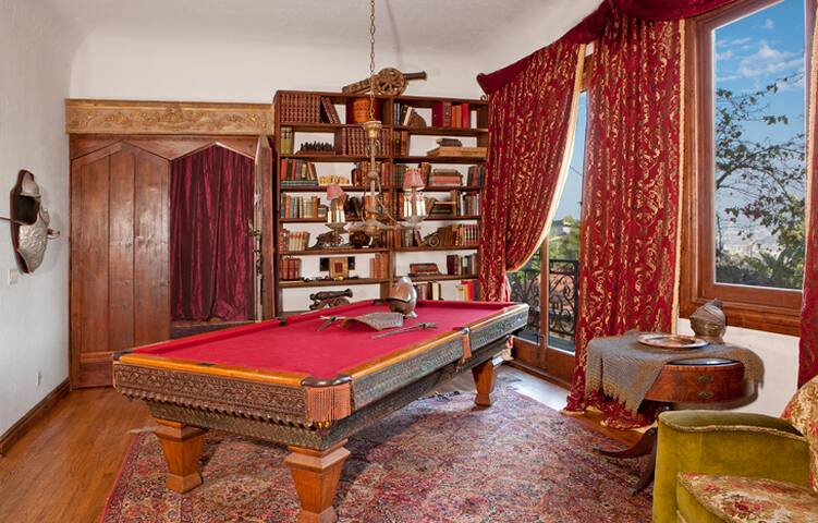 Hollywood Hills Castle- CityView gallery image 4