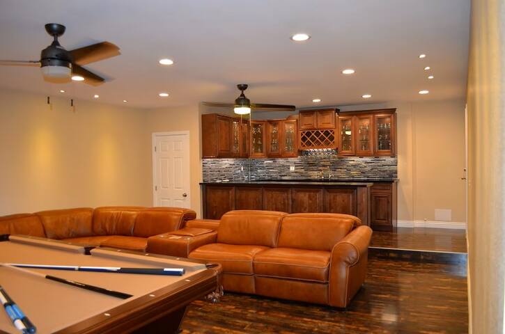 Awesome Game Room w/ Private Pool & Spa gallery image 5