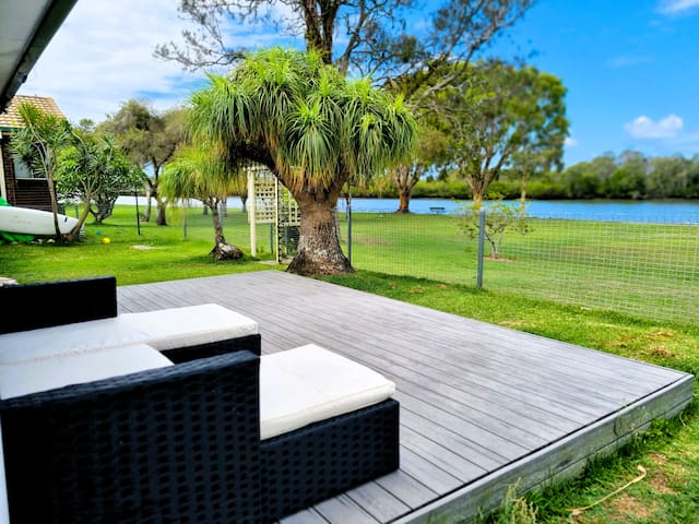 Waterfront Home on Island – Eagle Retreat