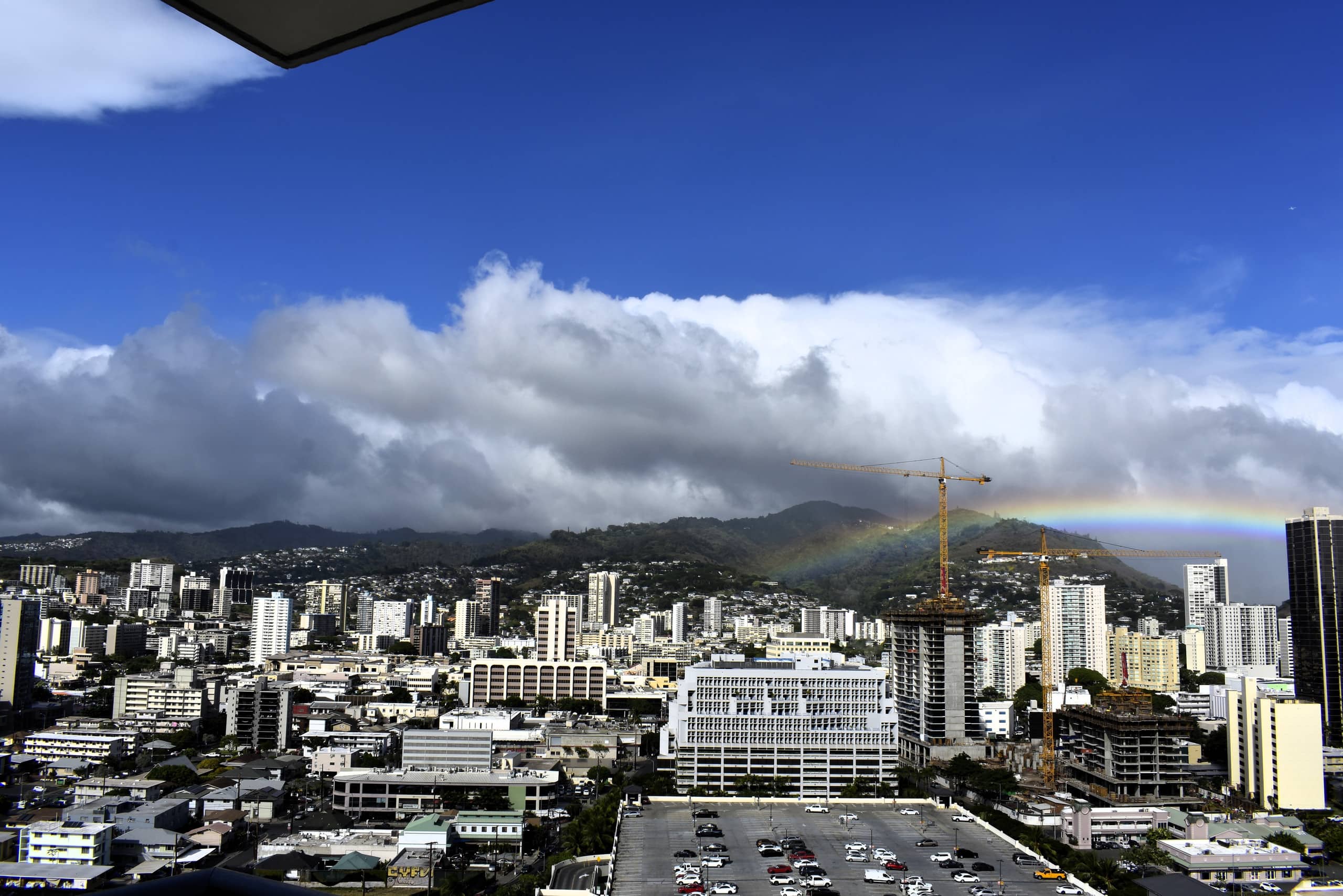 Condo in Honolulu · ★5.0 · 2 bedrooms · 2 beds · 2 baths - Image 18