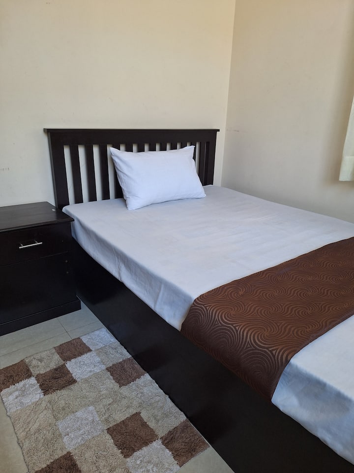 غرفة نوم واحدة