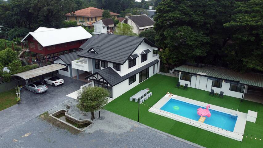 Number3 Poolvilla Bangkok gallery image 4