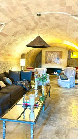 17 th century villa 4 km from the sea 1200m2 gallery image 3