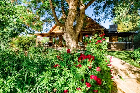 Zion's Cabin and Boujee Barn