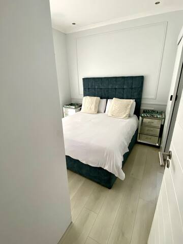 Home in Parklands| Jacuzzi | WIFI | UPS gallery image 5