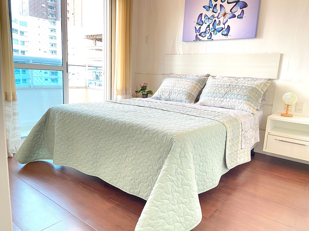 套房内设有标准双人床