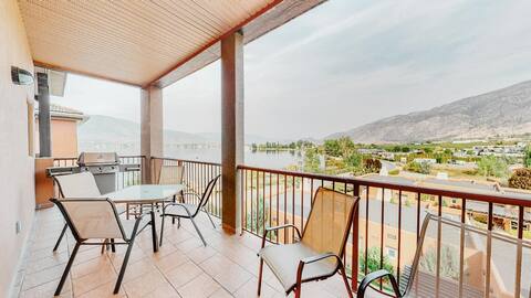 Osoyoos lakefront paradise