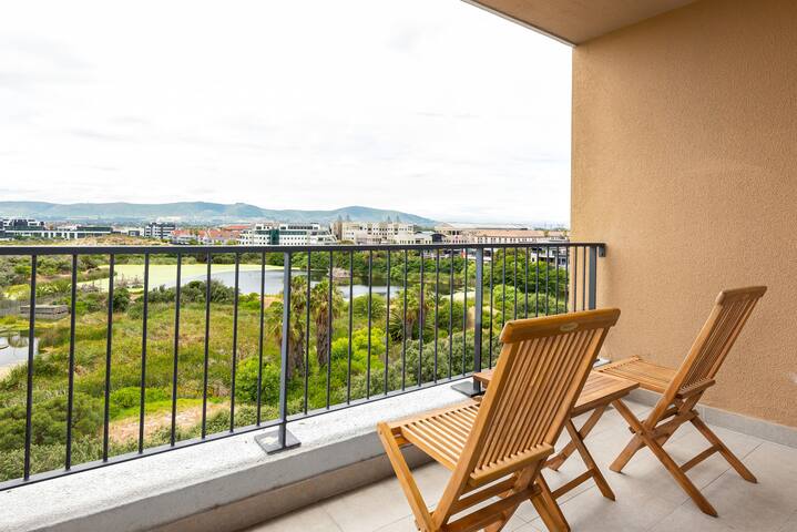 Power Backup-Next to Mall-WatersEdge 2-Bedroom Apt gallery image 3