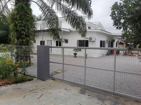 308 Homestay