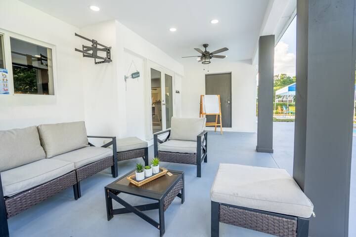 Villa Stirling Ranch gallery image 3