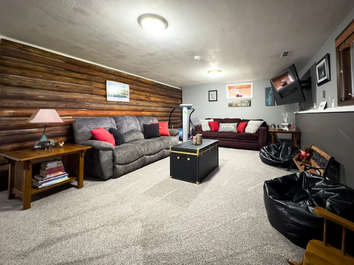 ห้องสำหรับครอบครัวชั้นใต้ดิน