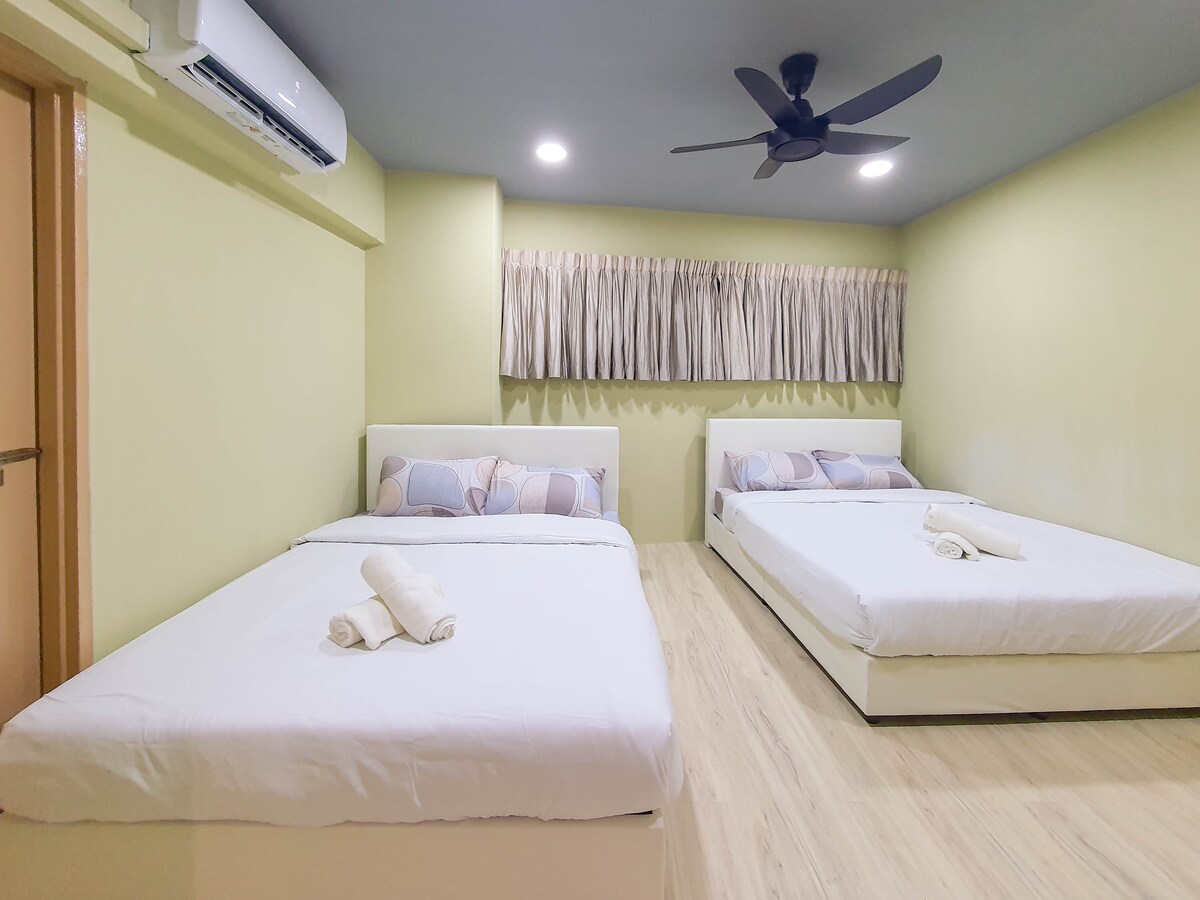 Საძინებელი 2 საკუთარი სააბაზანოთი