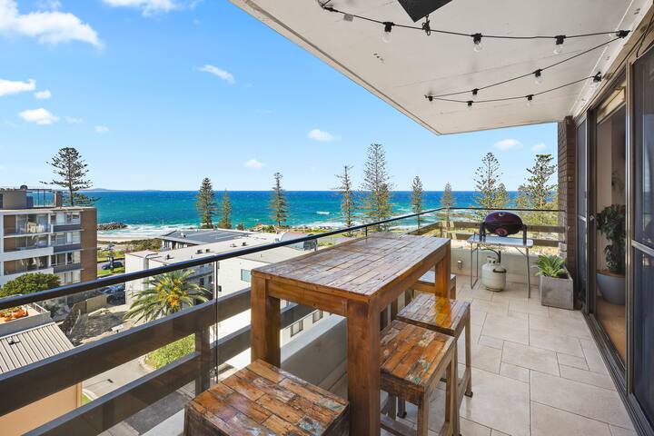 Beachfront luxury; ocean views gallery image 2