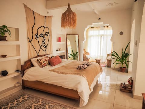 Cozy & Private Lakeview Studio in center Pushkar