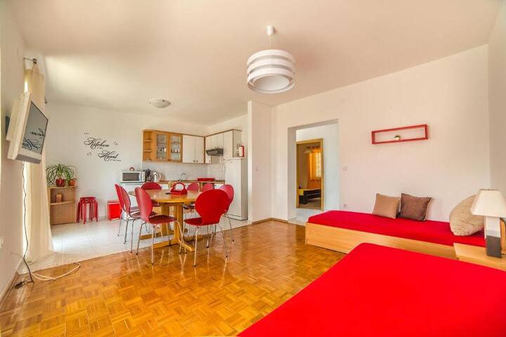 Via Solis managed Airbnb listing 1