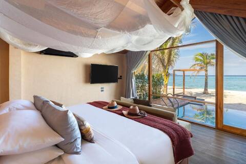 Sun Beachfront Pool Villa, 118sqm - Koh Lipe