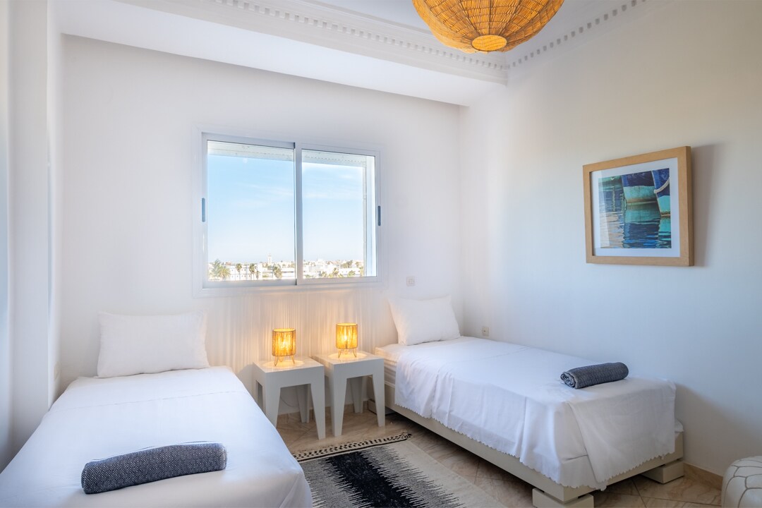 غرفة النوم 2