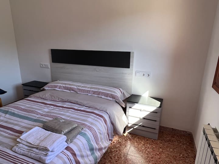 საძინებელი 1