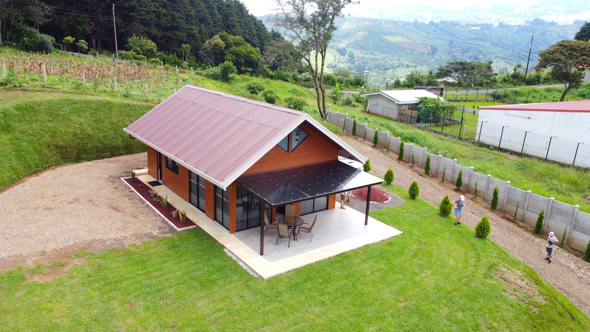 The Cabana. — 2 bedroom vacation rental in Naranjo